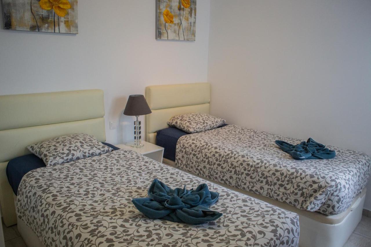 Los Gracioseros Puerto Del Carmen Luxury Екстериор снимка